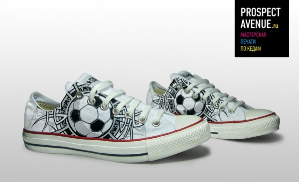 Низкие кеды Converse «Футбольный мяч»